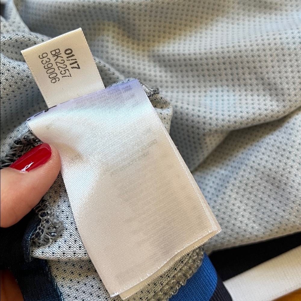 ADIDAS ORIGINALS Navy & Black Striped Training Tank - Picture 6 of 7